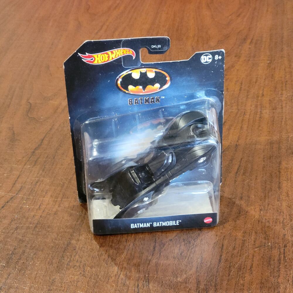 BATMAN The animated series Batwing Mattel Hot Wheels New in original package